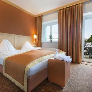 Romantikhotel Gersberg Alm Hotell